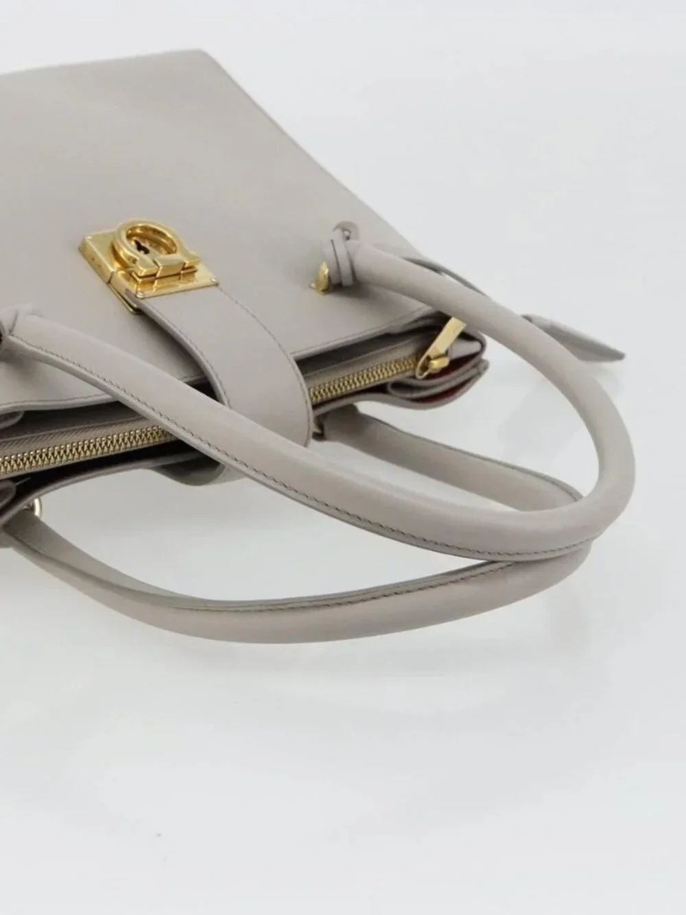 Salvatore Ferragamo Gancini Hand Bag Leather Gray Gold Auth 181831A